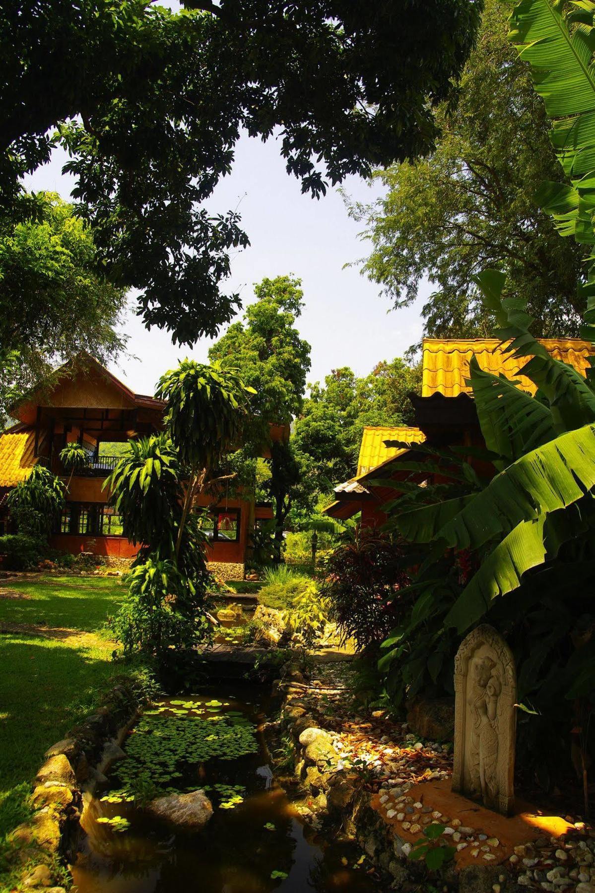 Areeya Phuree Resort Thaton Mae Ai Exterior foto